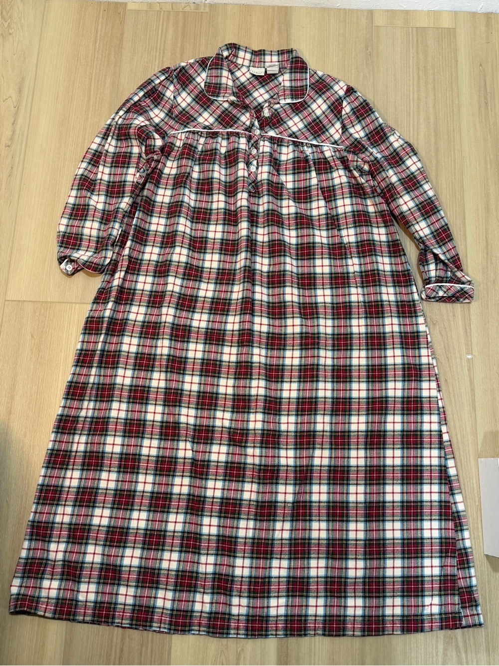 L.L.Bean Women’s Scotch Plaid Flannel Nightgown
